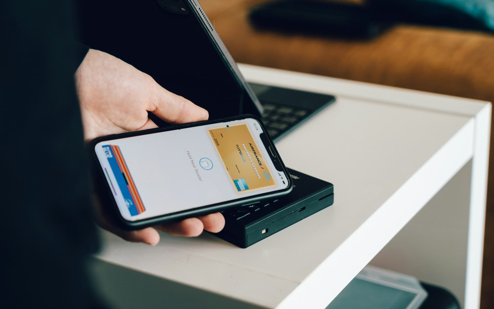 5 E-Wallet Teratas di Indonesia dan Kegunaannya yang Terbaik